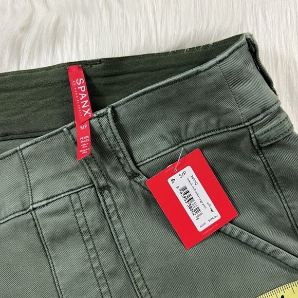 Spanx Size Small Petite SP Soft Sage Stretch Twill Ankle Cargo Pants - Picture 6 of 9